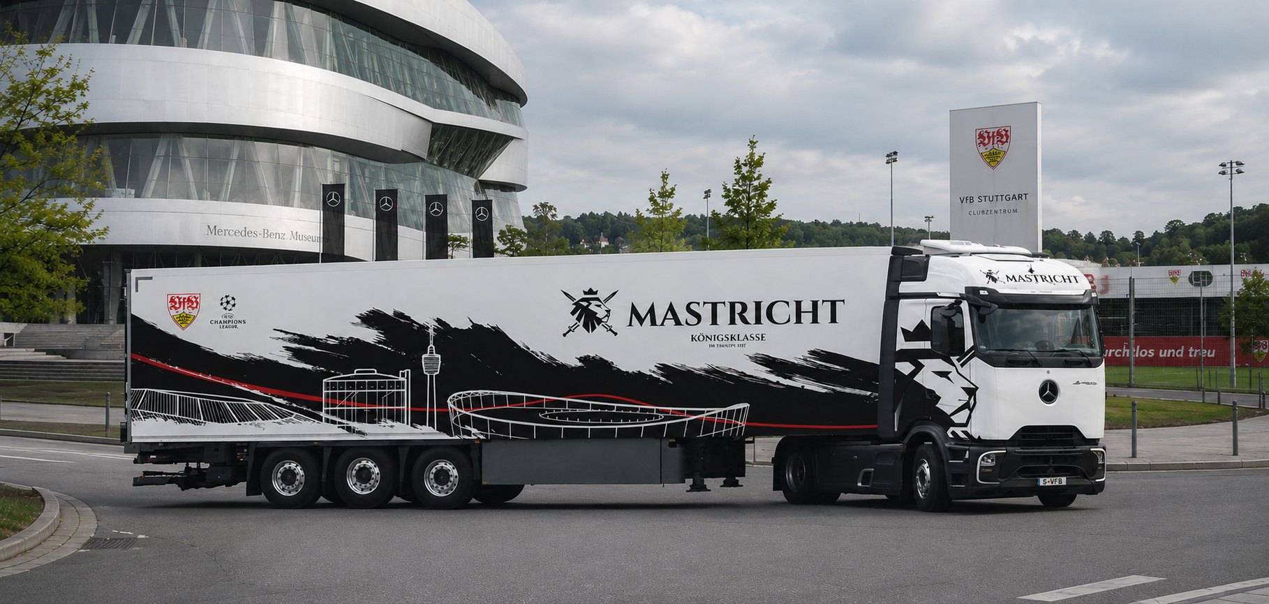 Mastricht-Sattelzug vor dem Mercedes-Benz Museum, Stuttgart